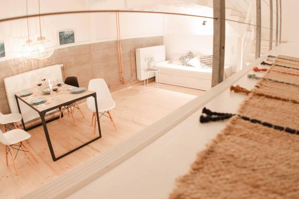 Pool-Loft: Wandern, Erholen & Sauna Siebengebirge Erpel Exterior photo